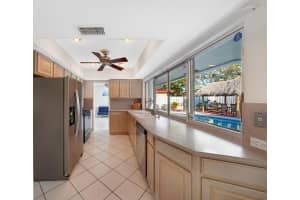 2102 NE 68th Street, Fort Lauderdale, FL 33308 - MLS#R11143585