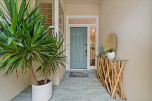 231 E Tall Oaks Circle, Palm Beach Gardens, FL 33410 - MLS#R11143588