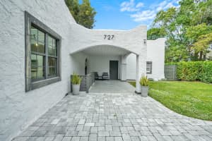 727 S Fernwood Drive S, West Palm Beach, FL 33405 - MLS#R11143671