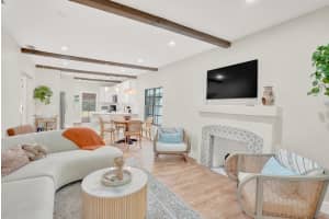 727 S Fernwood Drive S, West Palm Beach, FL 33405 - MLS#R11143671