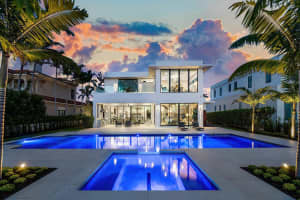 807 N Atlantic Drive, Lantana, FL 33462 - MLS#R11143698