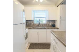 76 Dorchester D, West Palm Beach, FL 33417 - MLS#R11143705