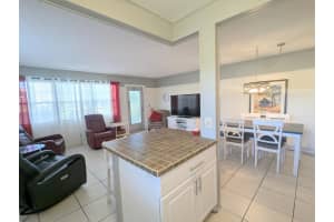 76 Dorchester D, West Palm Beach, FL 33417, West Palm Beach, FL 33417 - MLS#R11143705