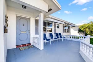 2088 SW 14th Avenue, Boynton Beach, FL 33426 - MLS#R11143766