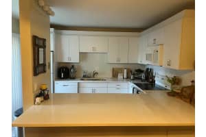 825 Center Street 3c, Jupiter, FL 33458 - MLS#R11143818