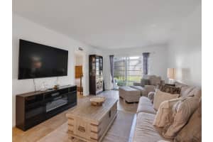 1166 6th Avenue B3, Vero Beach, Fl 32960, Vero Beach