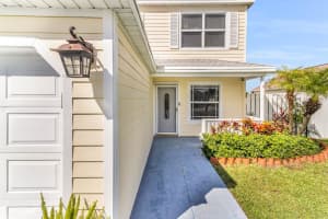 3911 Circle Lake Dr Drive, West Palm Beach, FL 33417 - MLS#R11143828