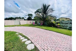 1501 Meridian Road, West Palm Beach, FL 33417 - MLS#R11143839