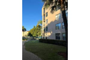 600 Egret Circle, Delray Beach, FL 33444 - MLS#R11143896