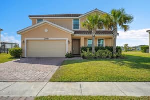 13096 NW Copper Creek Drive, Port Saint Lucie, FL 34987 - MLS#R11143908