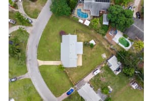 2363 2nd Place SW, Vero Beach, FL 32962 - MLS#R11143910