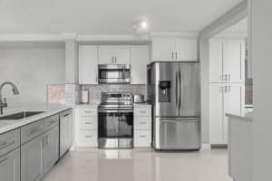 180 Yacht Club Way 102, Hypoluxo, FL 33462 - MLS#R11143911