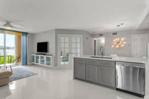 180 Yacht Club Way 102, Hypoluxo, FL 33462 - MLS#R11143911