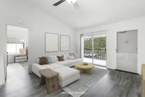 6392 Chasewood Drive F, Jupiter