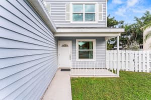 4729 Lakeside Circle, West Palm Beach, FL 33417 - MLS#R11143931