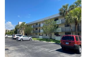 2420 Deer Creek Country Club Boulevard, Deerfield Beach, FL 33442 - MLS#R11143936