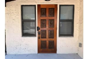 1026 Upland Road Main House, West Palm Beach, FL 33401 - MLS#R11143959