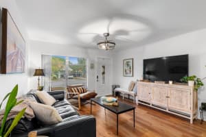 1817 N L St Street, Lake Worth Beach, FL 33460 - MLS#R11143973