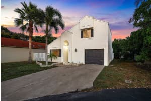 4 Elton Place, Boynton Beach, FL 33426 - MLS#R11144028
