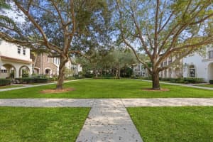 30 Stoney Drive, Palm Beach Gardens, FL 33410 - MLS#R11144031