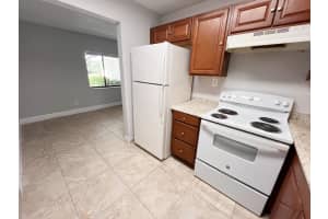 1106 Meadows Circle, Boynton Beach