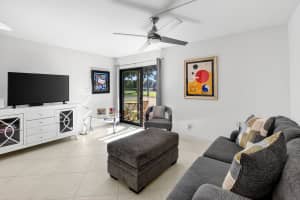 15492 Lakes Of Delray Boulevard, Delray Beach, FL 33484 - MLS#R11144063