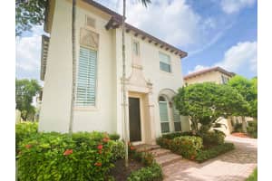 50 Via Poinciana Lane, Boca Raton, FL 33487 - MLS#R11144146