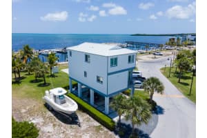 94825 Overseas Highway, Key Largo, FL 33037 - MLS#R11144149