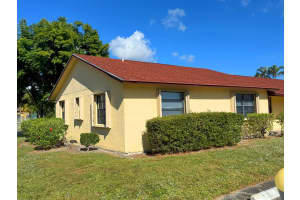 440 Glenwood Drive, West Palm Beach