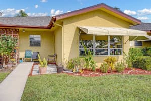 1734 Lakefront Boulevard, Fort Pierce, FL 34982 - MLS#R11144177
