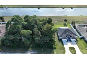 850 SW Sultan Drive, Port Saint Lucie, FL 34953 Sold 04/20/26