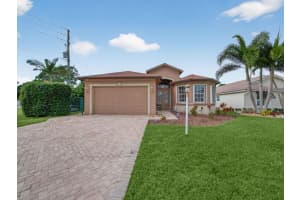 8946 SW Fishermans Wharf Drive, Stuart, FL 34997 - MLS#R11144308