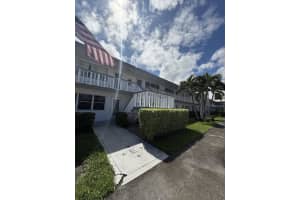 89 Northampton E E, West Palm Beach