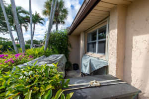 147 Lake Gloria Drive 147, West Palm Beach, FL 33411 - MLS#R11144343