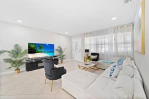 250 NW 11 Street, Boca Raton, FL 33432 - MLS#R11144421