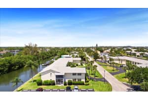 1845 Robalo Drive 201d, Vero Beach