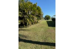 4 E East Caribbean, Port St. Lucie, FL 34952, Port Saint Lucie, FL 34952 - MLS#R11144479