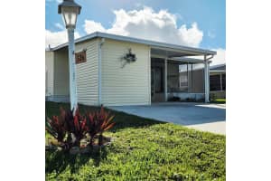 526 Hemingway Terrace F-02, Fort Pierce, FL 34982 - MLS#R11144571