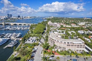 369 Lake Drive, Palm Beach, FL 33480 - MLS#R11144598