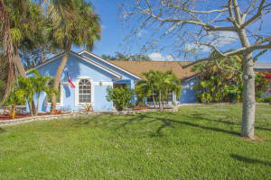 922 Jackson Way, Fort Pierce, FL 34949 - MLS#R11144601