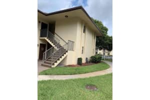 2050 Oleander Boulevard 11-101, Fort Pierce, Fl 34950, Fort Pierce