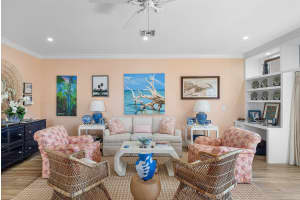 725 Palm Trail, Delray Beach, FL 33483 - MLS#R11144676