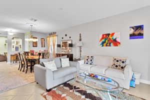 6360 Oxford Circle 101, Vero Beach, FL 32966 - MLS#R11144678