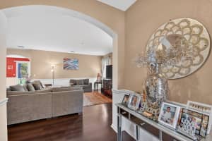 830 Palm Tree Lane, West Palm Beach, FL 33415 - MLS#R11144700