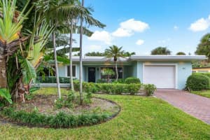 121 NE Spanish Court, Boca Raton, FL 33432 - MLS#R11144730