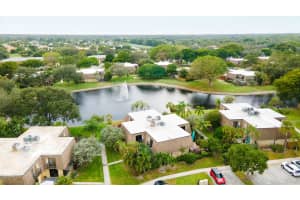 2949 SW 22nd Avenue 27a, Delray Beach, FL 33445 - MLS#R11144766