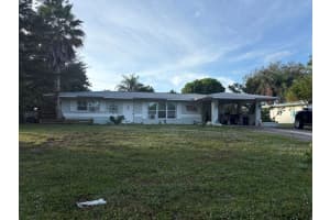 1921 Wyoming Avenue, Fort Pierce, FL 34982 - MLS#R11144767