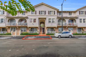 8970 Flagler Street, Miami, FL 33174 - MLS#R11144770