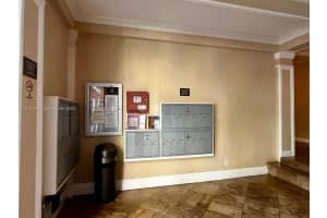 536 14th Street 101, Miami Beach, FL 33139 - MLS#R11144801