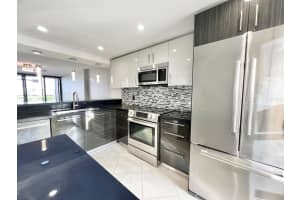 17 Royal Palm Way 503, Boca Raton